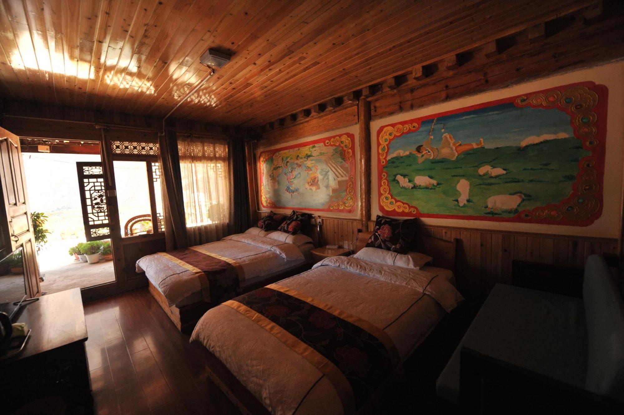 Tibet Guesthouse 虎跳峡卓玛客栈 Shangri-La Exterior photo